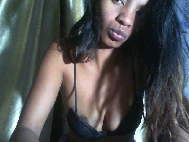 Mumul live cam on BongaCams