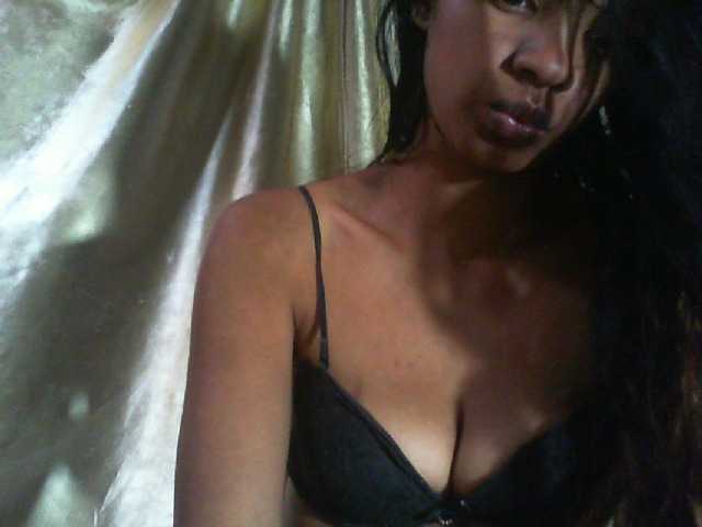 Mumul live cam on BongaCams