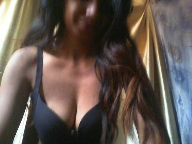 Mumul live cam on BongaCams