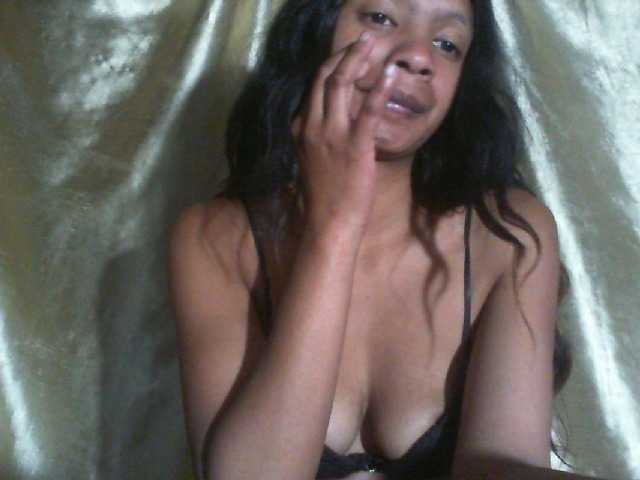 Mumul live cam on BongaCams