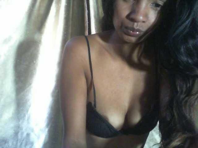 Mumul live cam on BongaCams