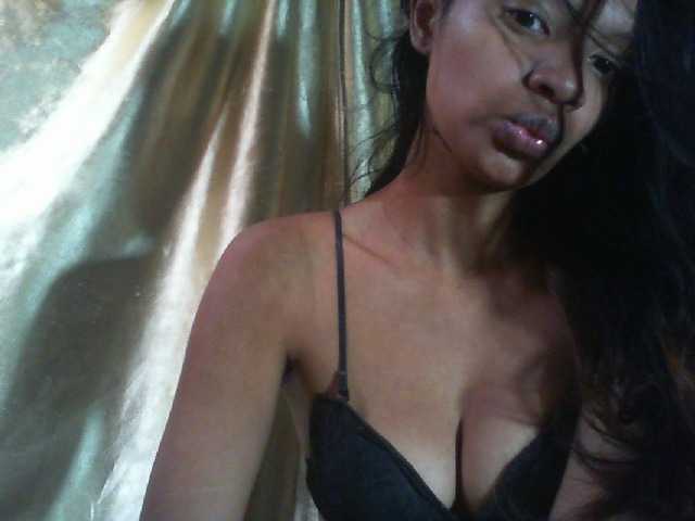 Mumul live cam on BongaCams