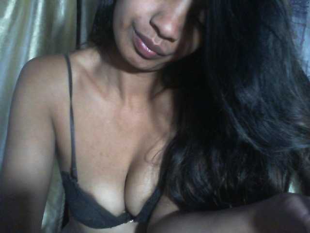 Mumul live cam on BongaCams