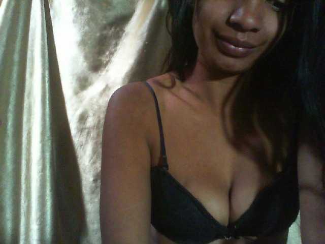 Mumul live cam on BongaCams