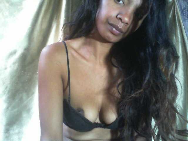 Mumul live cam on BongaCams