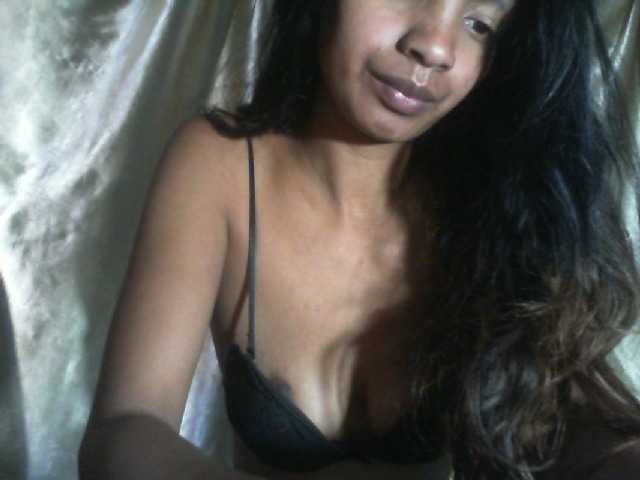 Mumul live cam on BongaCams