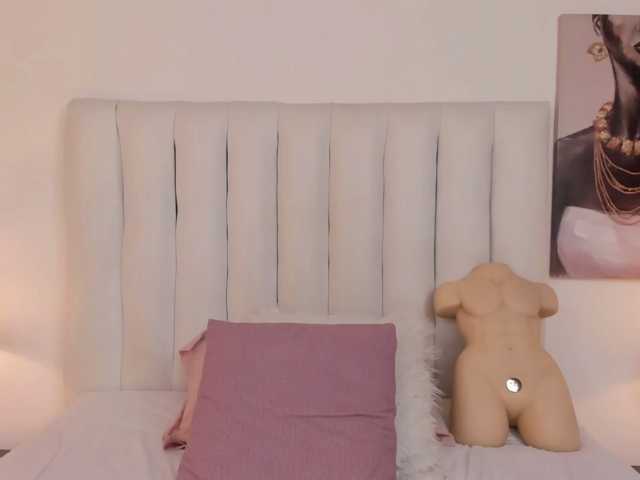 victoriaqueen2 live cam on BongaCams