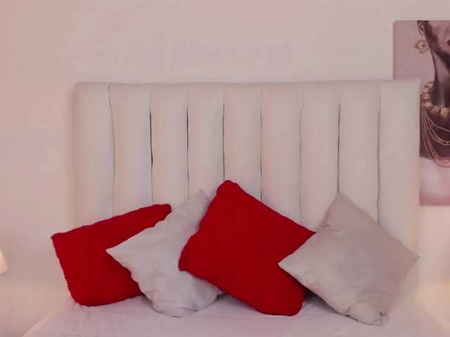 victoriaqueen2 live cam on BongaCams