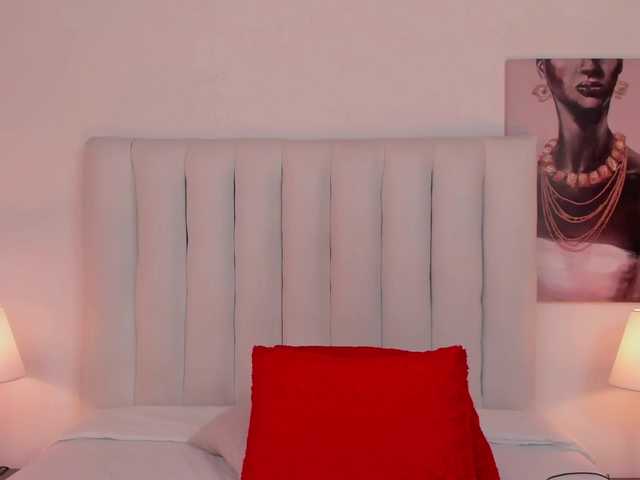 victoriaqueen2 live cam on BongaCams