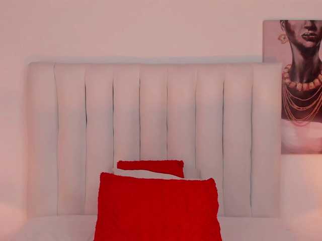 victoriaqueen2 live cam on BongaCams