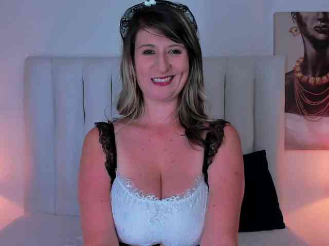victoriaqueen2 webcam