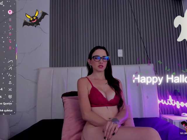 tamara-kisses