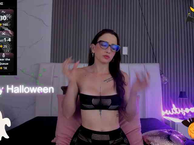 tamara-kisses's live room