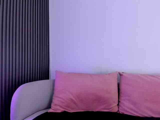 tamara-kisses webcam
