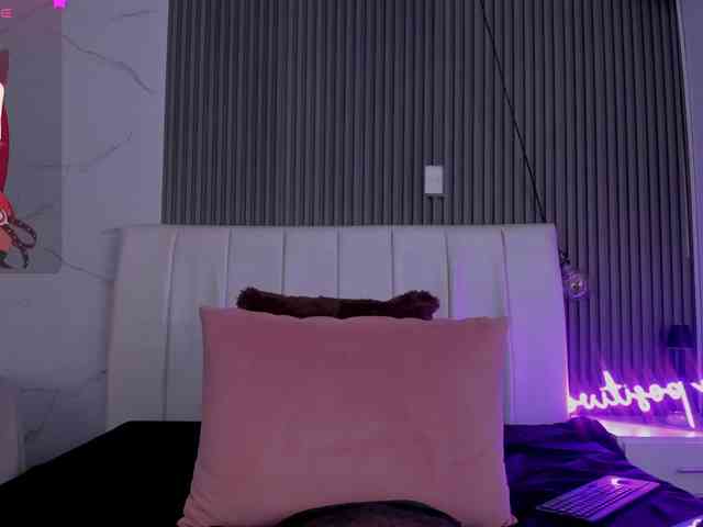 tamara-kisses webcam