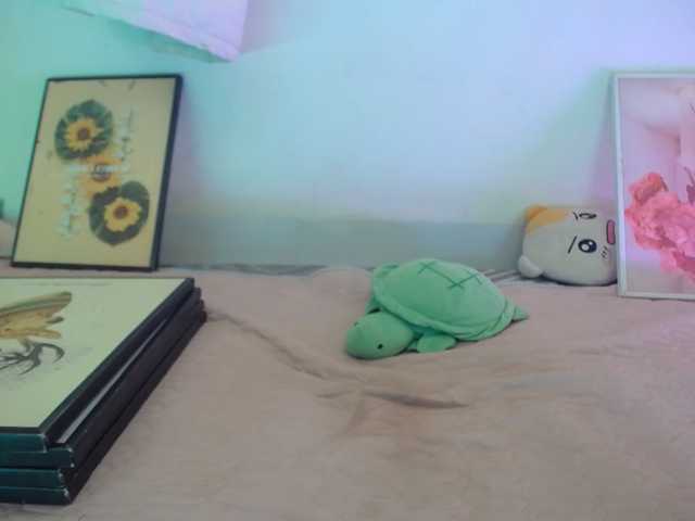 Meme-Miuu live cam on BongaCams