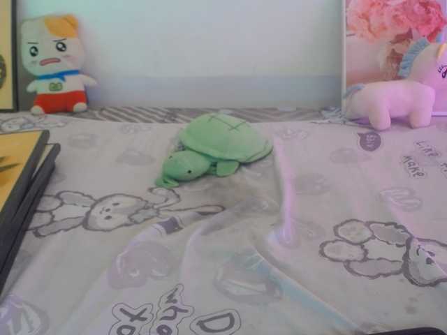 Meme-Miuu live cam on BongaCams