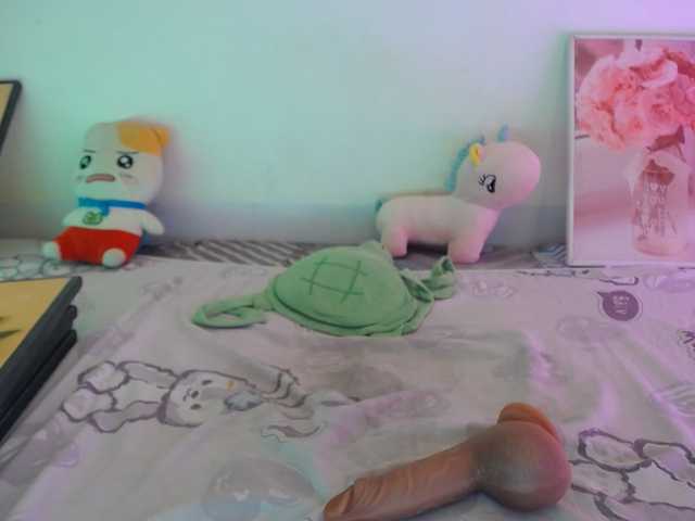 Meme-Miuu live cam on BongaCams