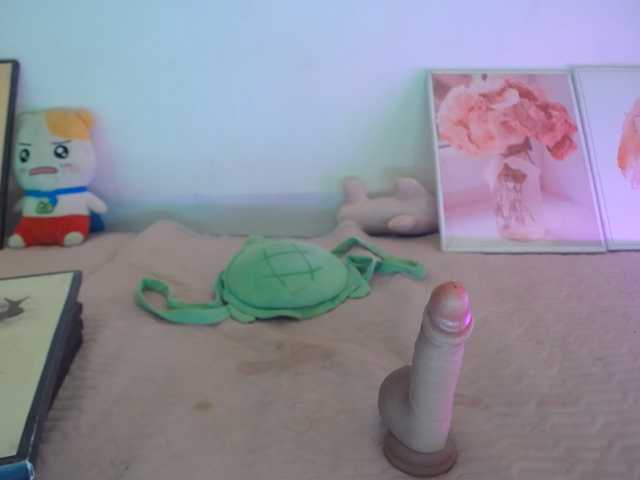 Meme-Miuu live cam on BongaCams