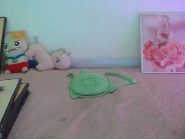 Meme-Miuu live cam on BongaCams