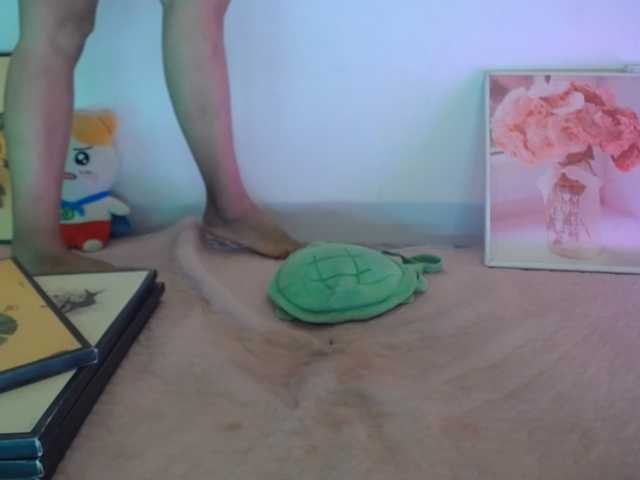 Meme-Miuu, en directo ahora en BongaCams