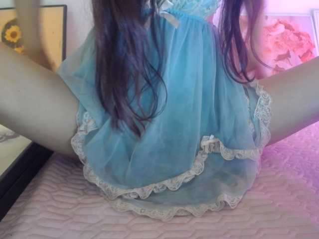 Meme-Miuu live cam on BongaCams