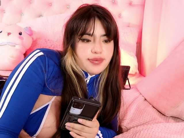 Hikikodolll live cam on BongaCams