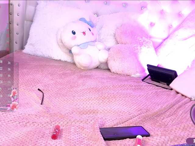 Hikikodoll live webcam show
