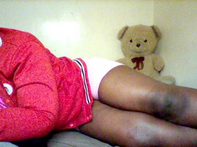 Sexxy-slim-honey live cam on BongaCams