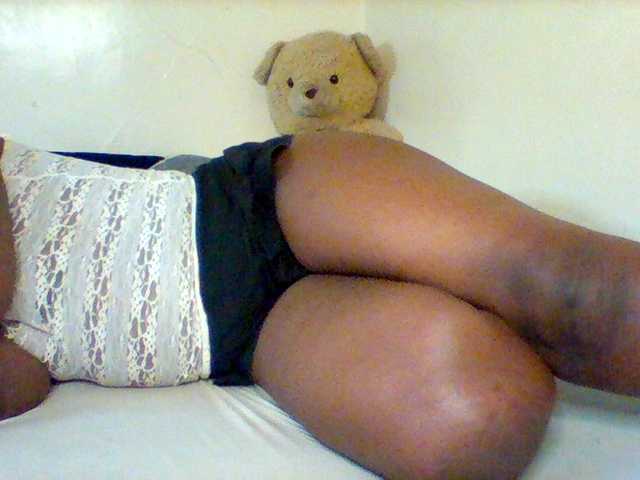 Sexxy-slim-honey live cam on BongaCams