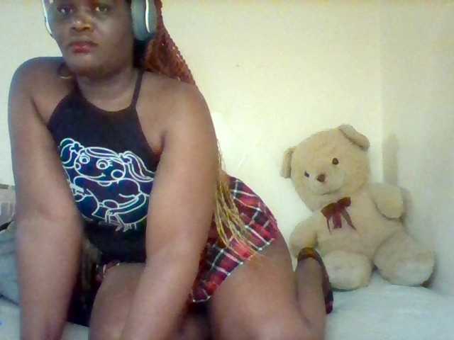Sexxy-slim-honey webcam
