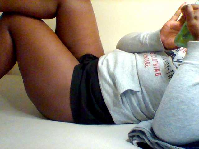 Sexxy-slim-honey live cam on UnifiedCams
