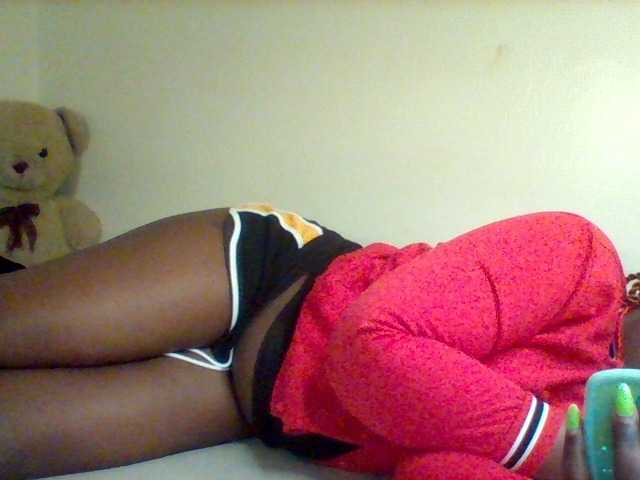 Sexxy-slim-honey live cam on BongaCams