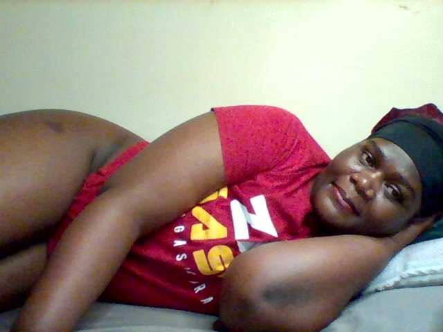 Sexxy-slim-honey live cam on BongaCams