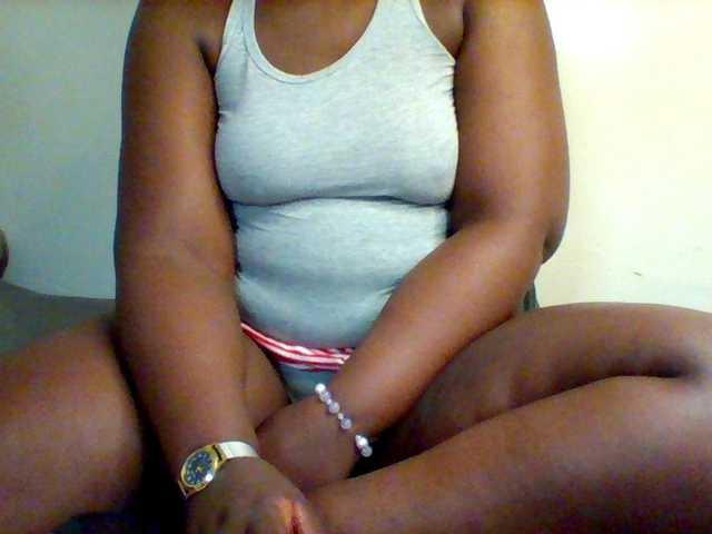 Sexxy-slim-honey