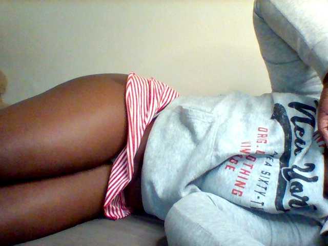 Sexxy-slim-honey live webcam show