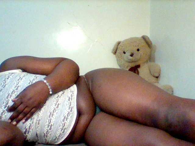 Sexxy-slim-honey live cam on BongaCams