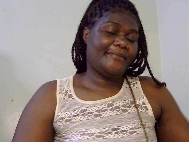 Sexxy-slim-honey live cam on BongaCams