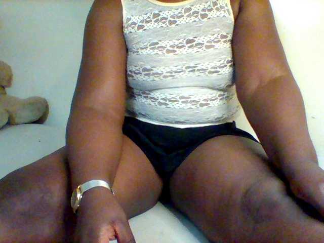 Sexxy-slim-honey live cam on BongaCams