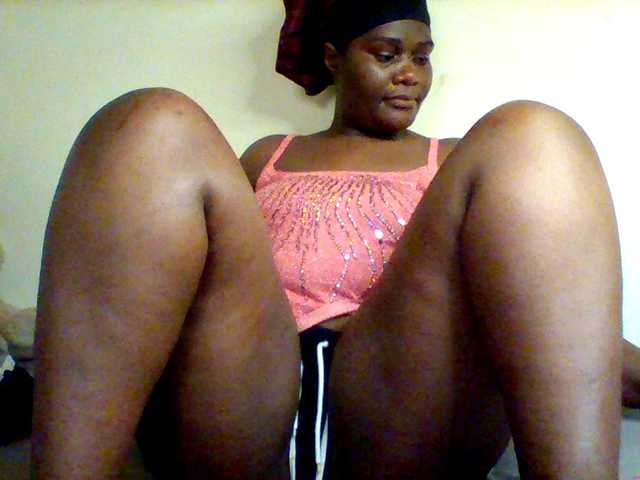 Sexxy-slim-honey live cam on BongaCams