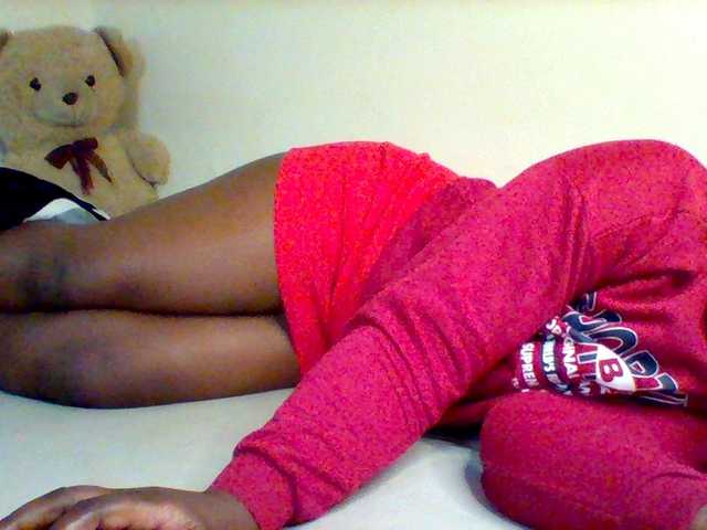 sexxy-slim-honey live sex show