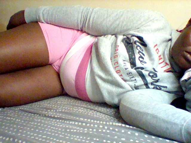 Sexxy-slim-honey live cam