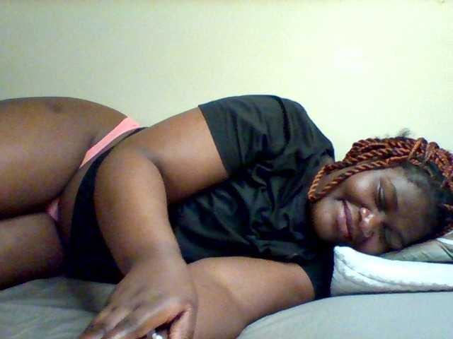 Sexxy-slim-honey live cam on BongaCams