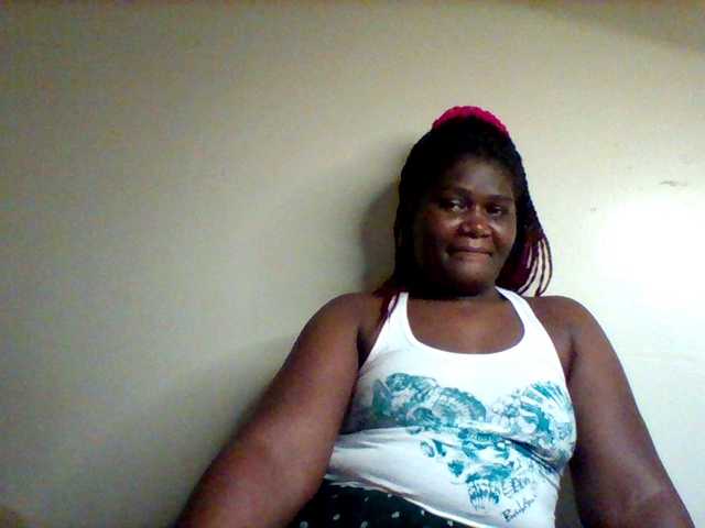 Sexxy-slim-honey live cam on BongaCams