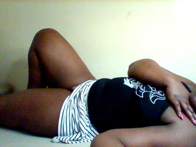 sexxy-slim-honey cam belle