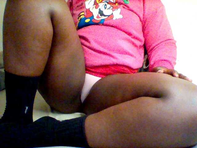 le modèle Sexxy-slim-honey est en webcam porno dans un show sur le site bongacams, il possède les tags suivants: Ebony,Brunette,Hairy