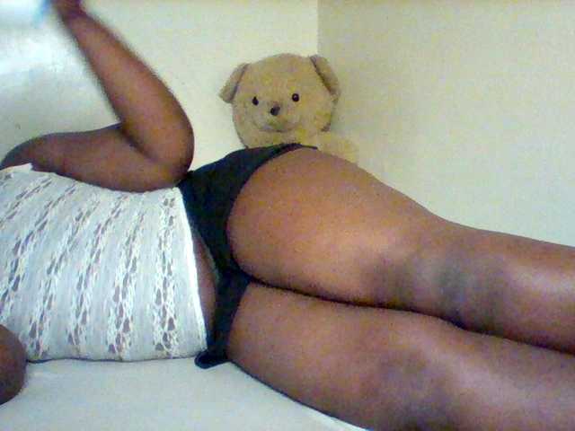 Sexxy-slim-honey live cam on BongaCams