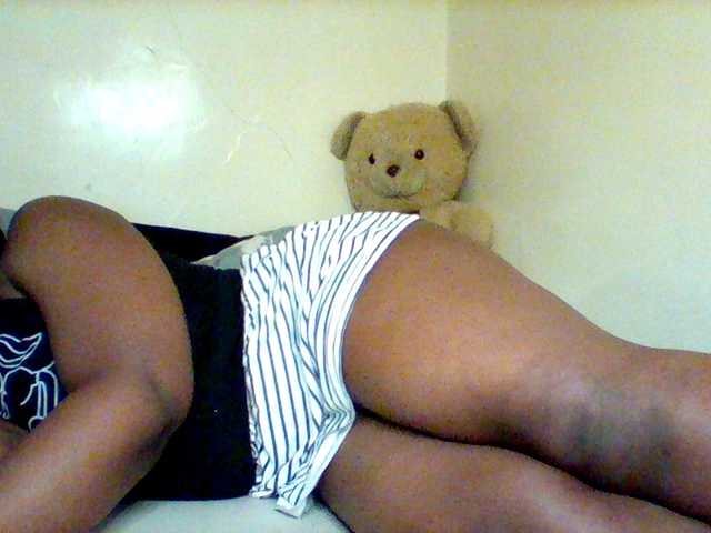 Sexxy-slim-honey live cam on UnifiedCams