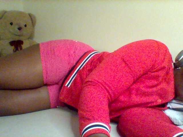 Sexxy-slim-honey live cam on BongaCams