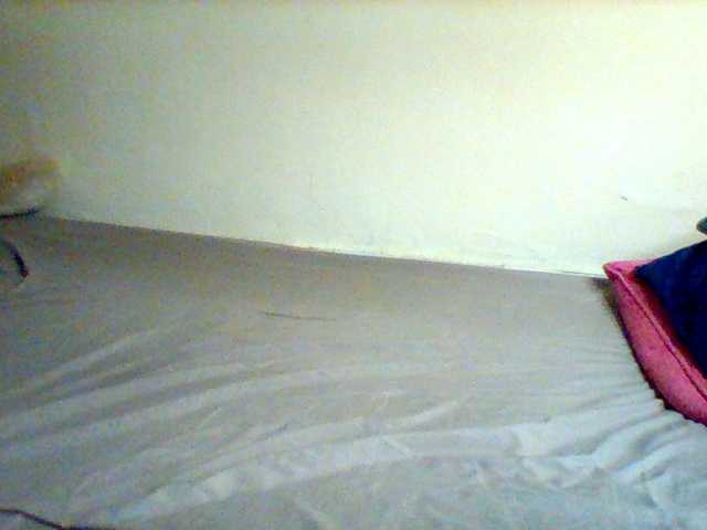 Sexxy-slim-honey live cam on BongaCams